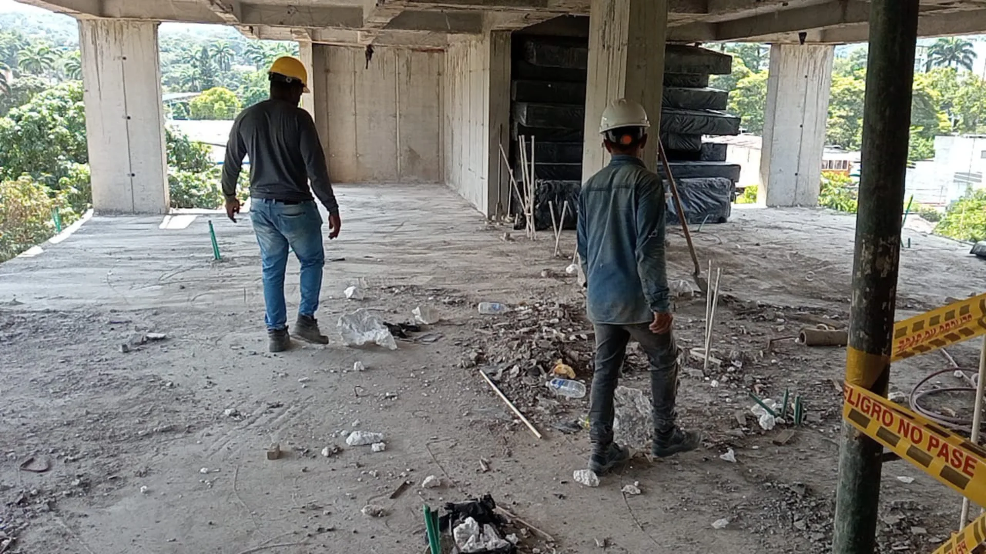 Aseo y orden diario de la obra - Maestro de Obra en Medellín - Ramiro Goez Construcciones